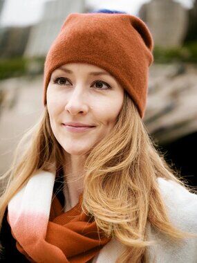 NWT! 100% Cashmere Slouchy Hat